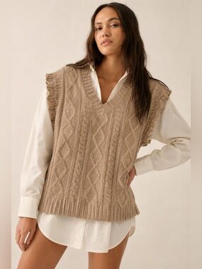 FRNCH Paris Cable Knit Vest Sweater Tan Chunky Knit Size Medium *B